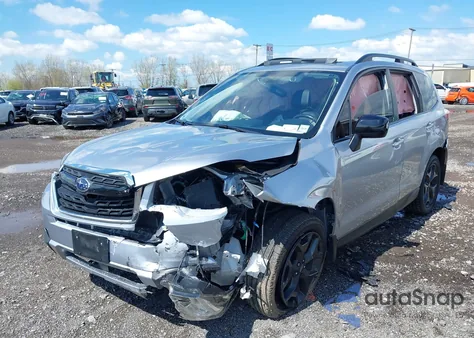 2018 Subaru Forester 2.5I Premium из США, поврежденный, VIN JF2SJAGC6JH563781